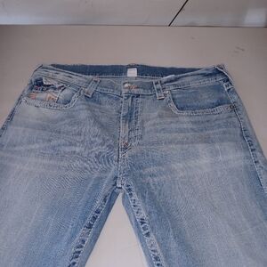 Classic Light Blue Women's Jeans